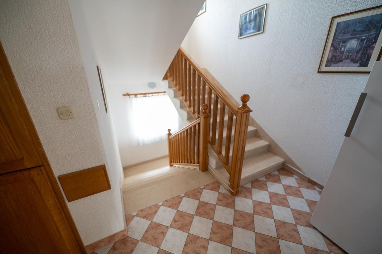 Apartmani Marin No1. Vodice Exterior photo